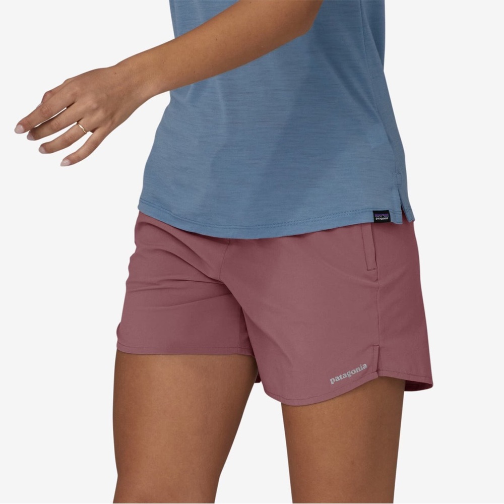Patagonia women’s multi trails shorts size M NWT